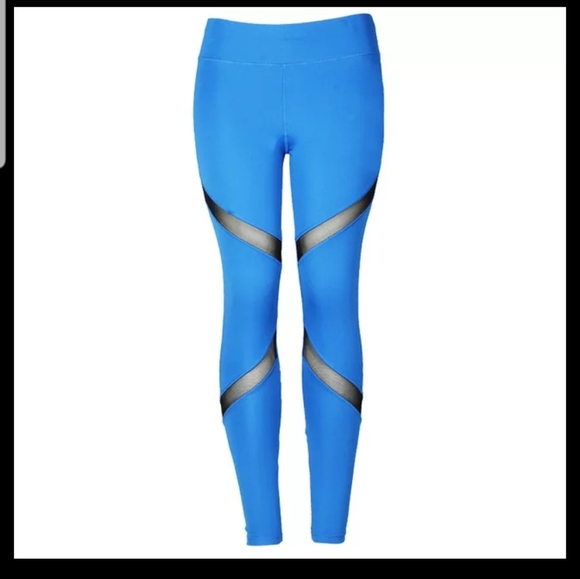 my boutique Pants - WOMENS LEGGINGS SIZE MEDIUM